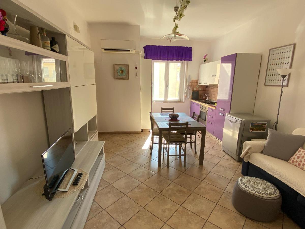 Lovely Sardinia Apartment Porto Torres Kültér fotó