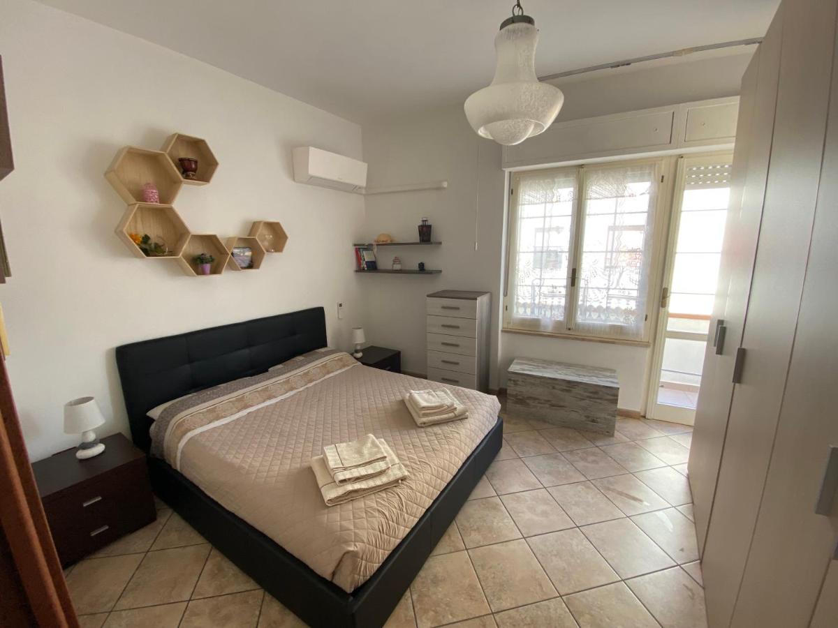 Lovely Sardinia Apartment Porto Torres Kültér fotó