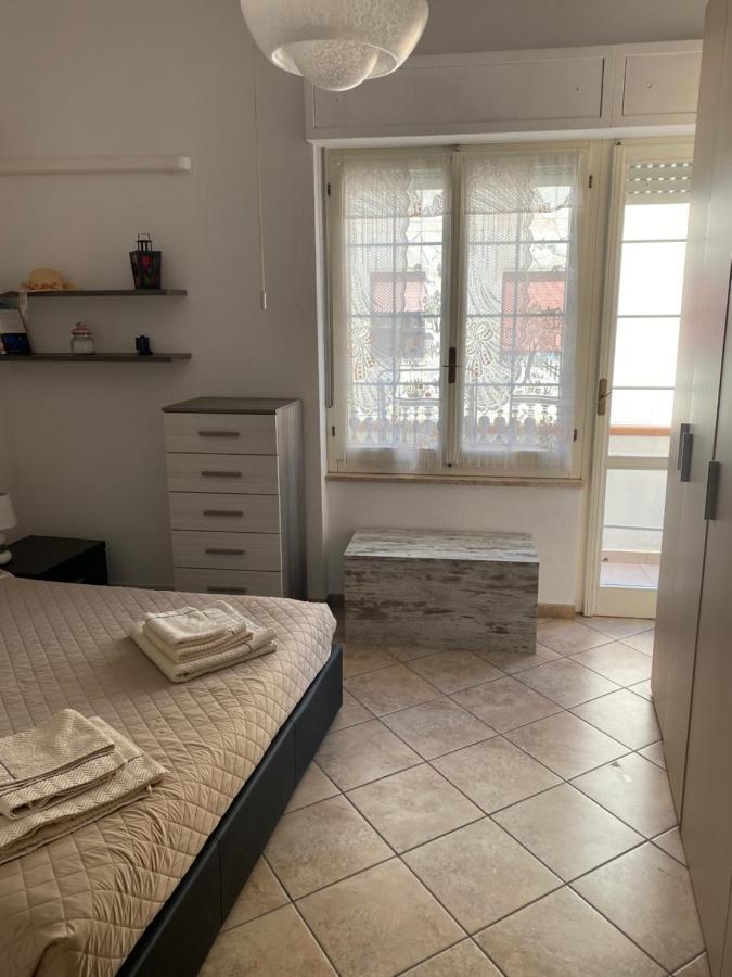 Lovely Sardinia Apartment Porto Torres Kültér fotó