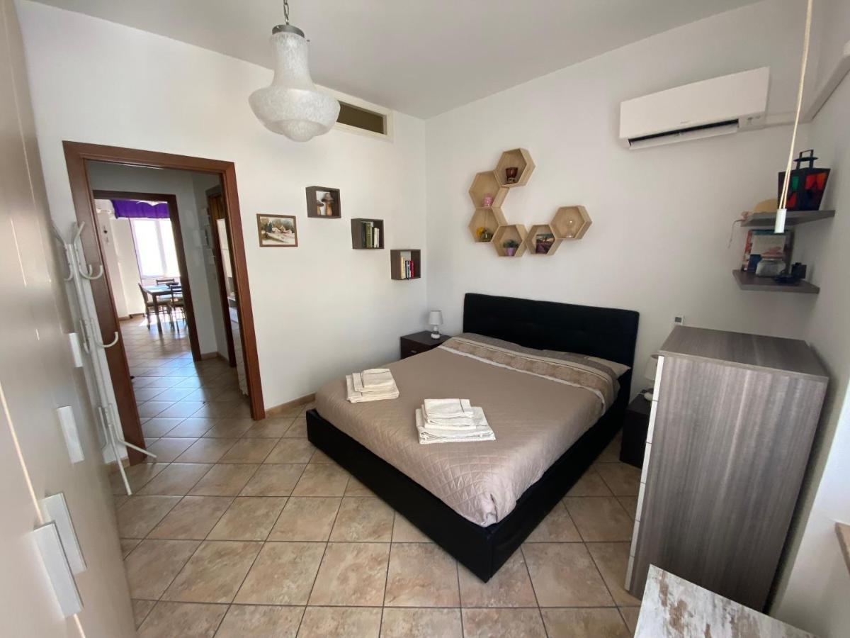 Lovely Sardinia Apartment Porto Torres Kültér fotó